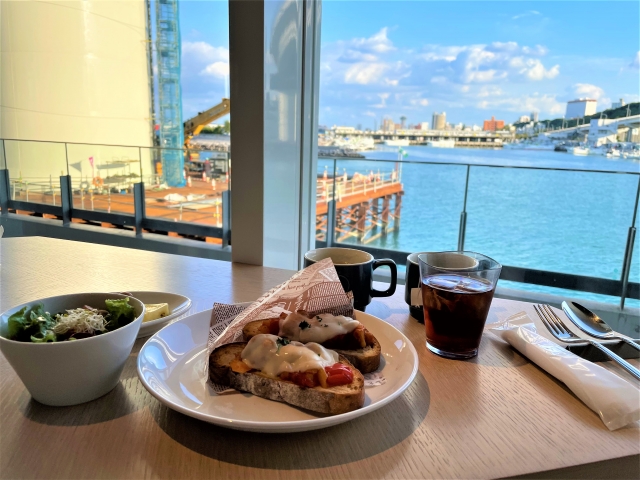 海カフェ