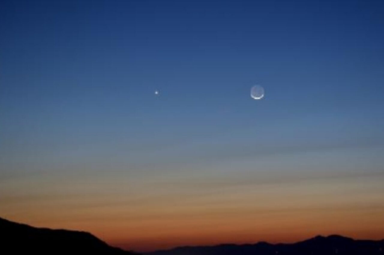 二日月と金星