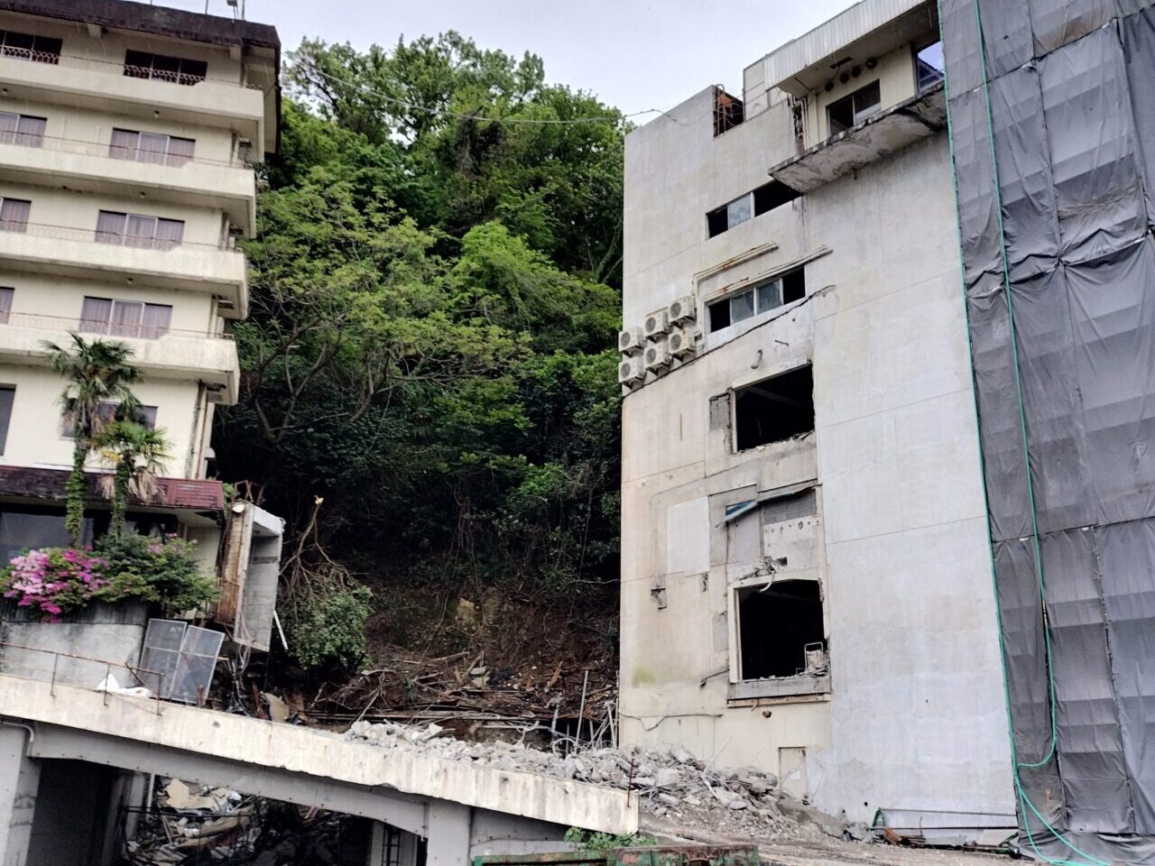 水明荘